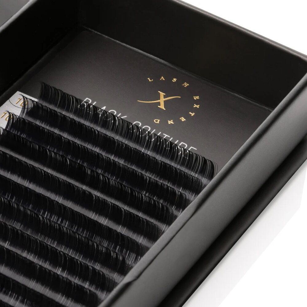 Lash-eXtend-black-couture