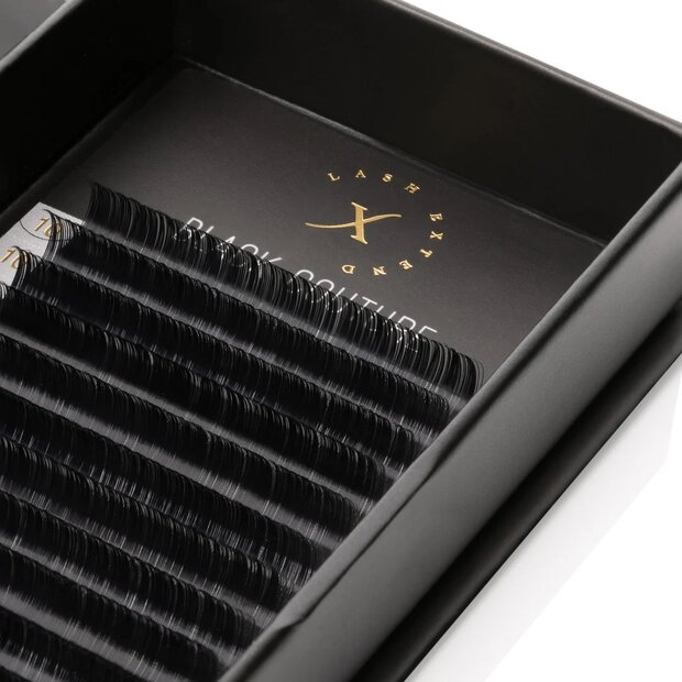 Lash-eXtend-black-couture